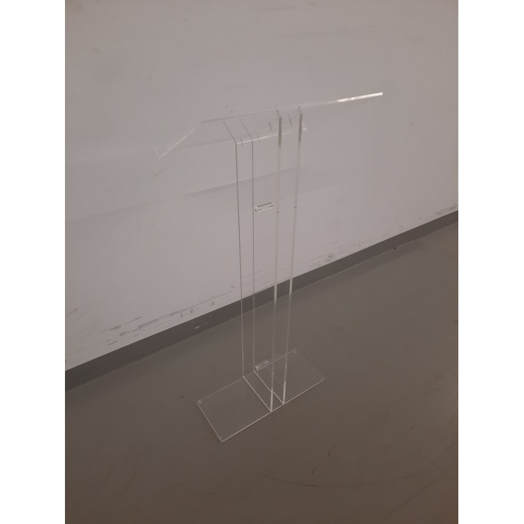 Perspex lectern hire Berlin, acrylic lectern, ghost speakers podium